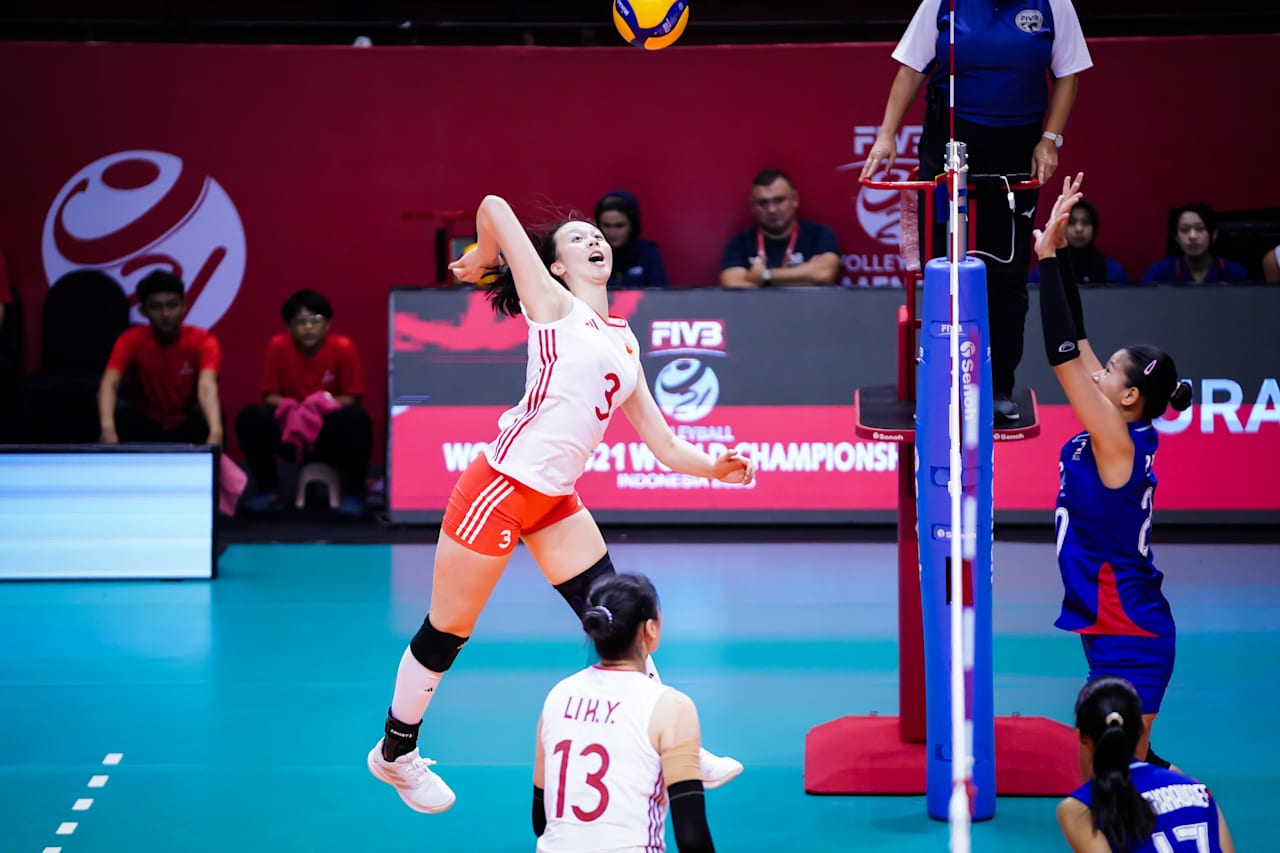 by, 中国女排高, 冠军战