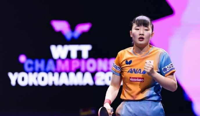 冈雄介进行, 张本美和在 冈雄介进行, 张本美和在