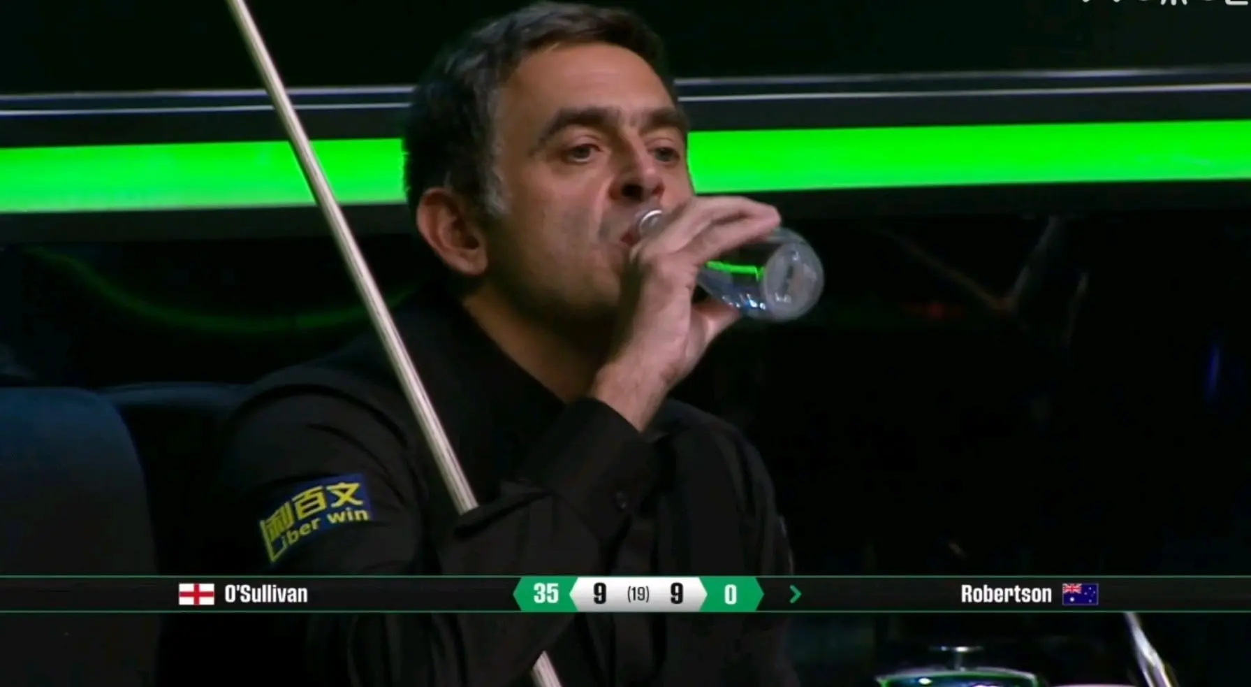 集体盛赞火, 式迷人球风