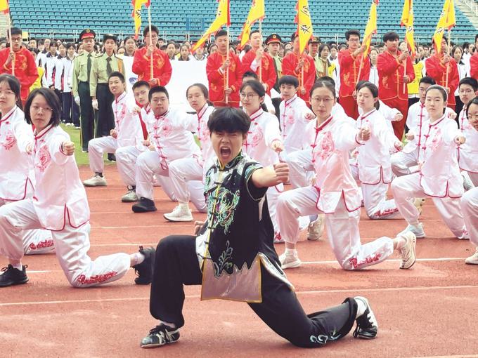 src, 生展示, 运动燃激情